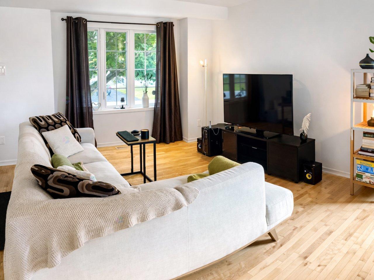 78 Rue du Fusain 3 Beds House for Rent - Photo gallery 3