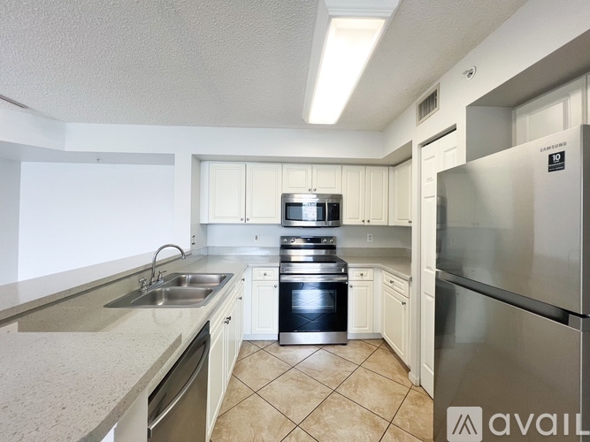 1265 Wildwood Lakes Blvd 2 Beds Apartment for Rent - Photo gallery 1