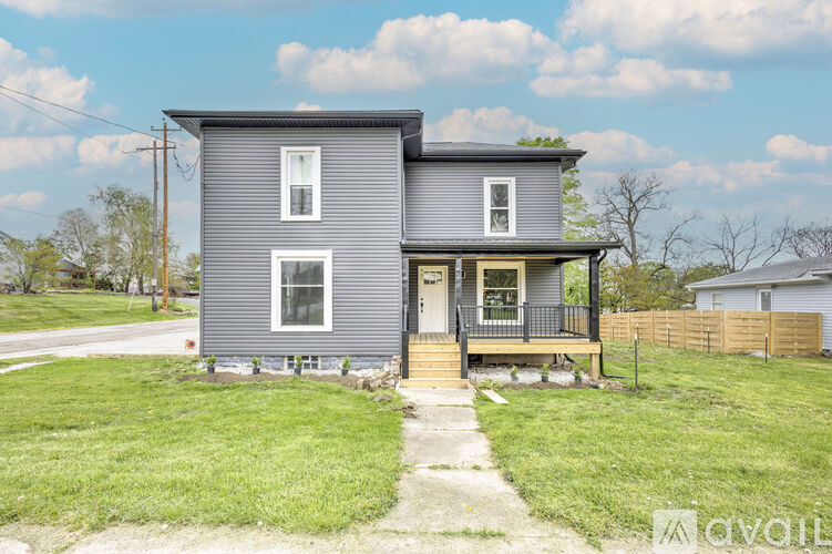 291 S Main St 4 Beds Single Family Home for Rent - Photo gallery 1