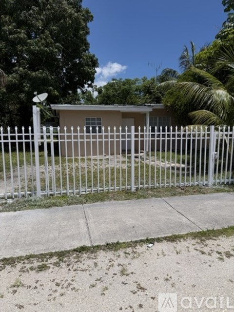 1365 NW 115Th St 4 Beds Apartment for Rent