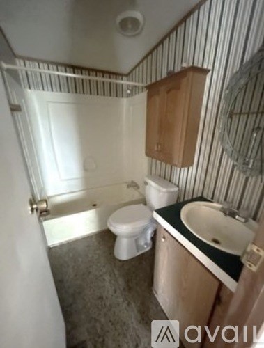 614 Delaney Rd 3 Beds Apartment for Rent
