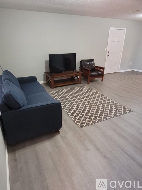 8802 Pebble Brk Dr 3 Beds Single Family Home for Rent - Photo gallery 4