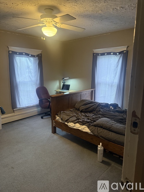 520 Grant St 4 Beds Single Family Home for Rent - Photo gallery 4