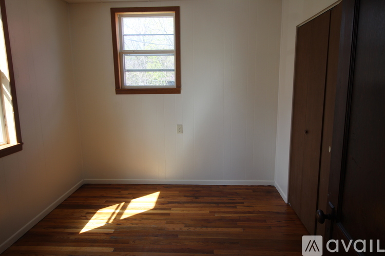 504 Wollan Street 3 Beds Apartment for Rent - Photo gallery 4