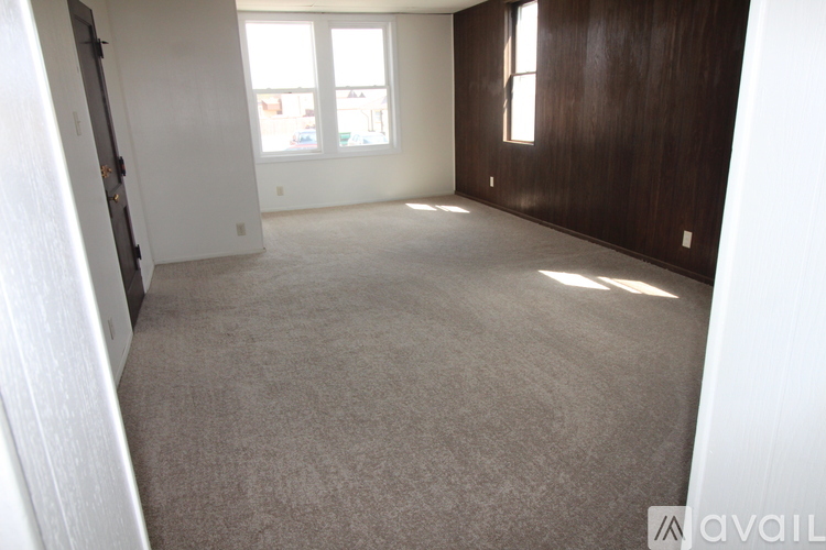 504 Wollan Street 3 Beds Apartment for Rent - Photo gallery 5