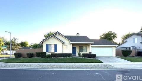201 Summer Grove Circle 3 Beds Apartment for Rent