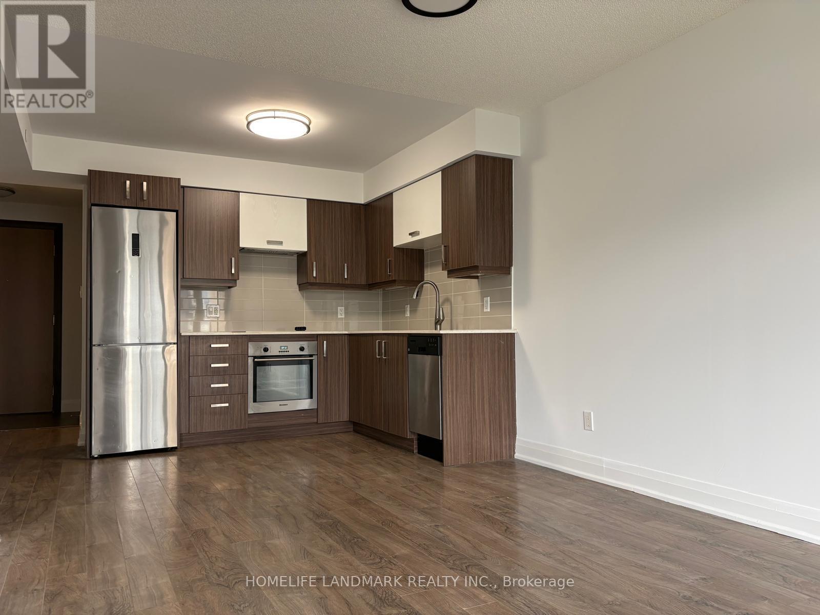 525 - 18 UPTOWN DRIVE 2 Beds Apartment, Condo, Home for Rent - Photo gallery 2