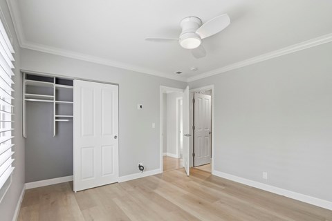 6590 Boston Post Court 3 Beds Apartment for Rent