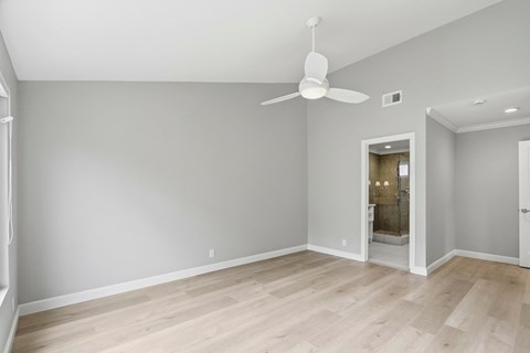 6590 Boston Post Court 3 Beds Apartment for Rent