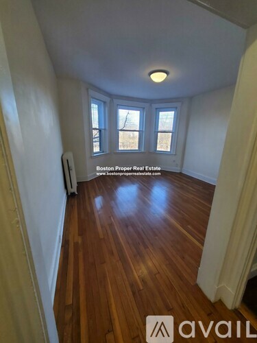 364 Riverway 1 Apartment for Rent - Photo gallery 1