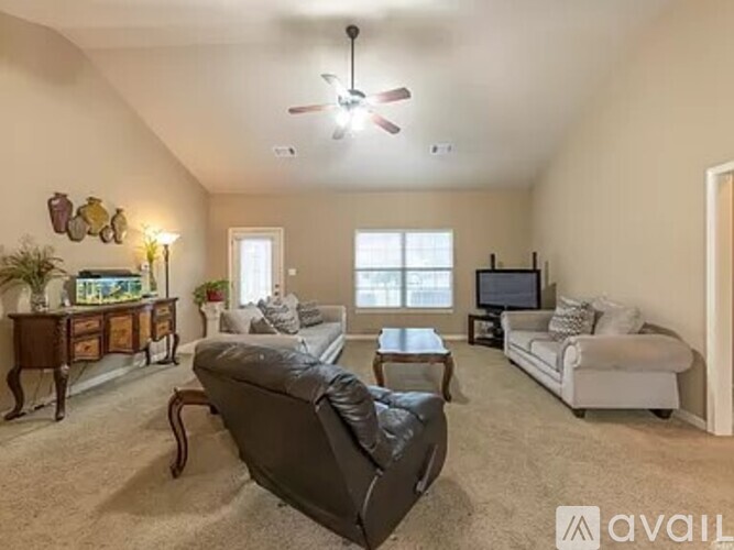 1804 Milburn Drive 3 Beds Single Family Home for Rent - Photo gallery 3