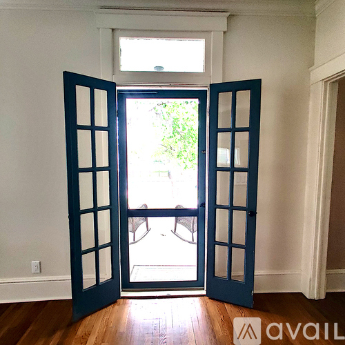 921 East Waldburg Street 2 Beds Apartment for Rent - Photo gallery 5
