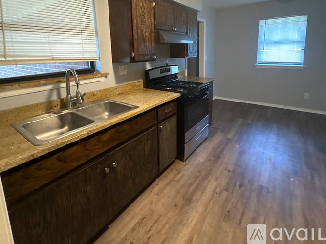 301 West Greenlee Street 3 Beds Single Family Home for Rent - Photo gallery 4