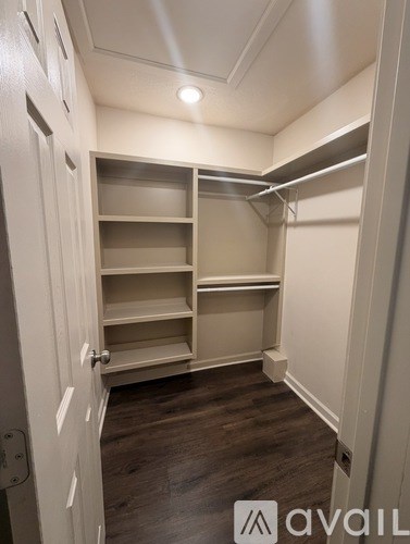 112 Dearborne St 2 Beds Apartment for Rent