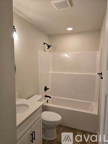305 Northern Lights Blvd 2 Beds Townhouse for Rent - Photo gallery 4