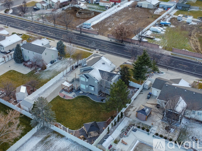 9943 South 3200 West 4 Beds Single Family Home for Rent - Photo gallery 5