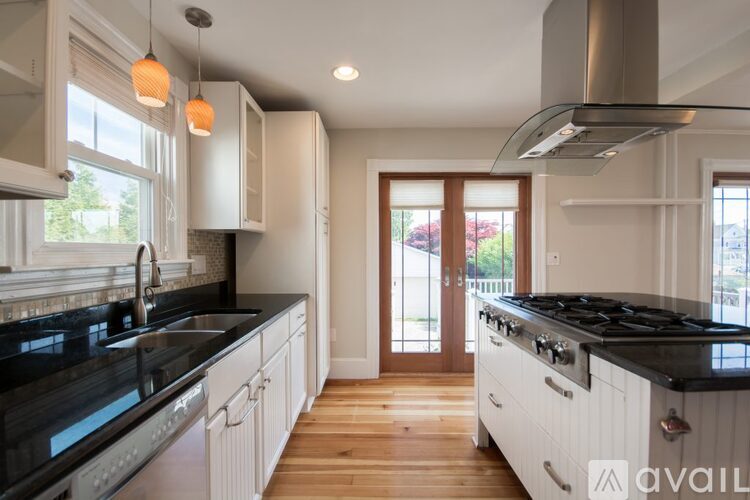 11 Harrison Ave 3 Beds Single Family Home for Rent - Photo gallery 1