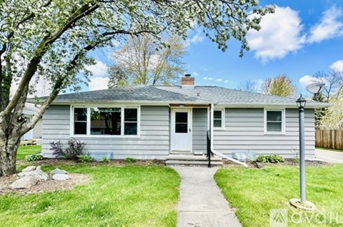 636 E Wilson Ave 3 Beds Apartment for Rent