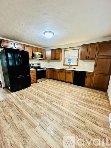 636 E Wilson Ave 3 Beds Single Family Home for Rent - Photo gallery 3