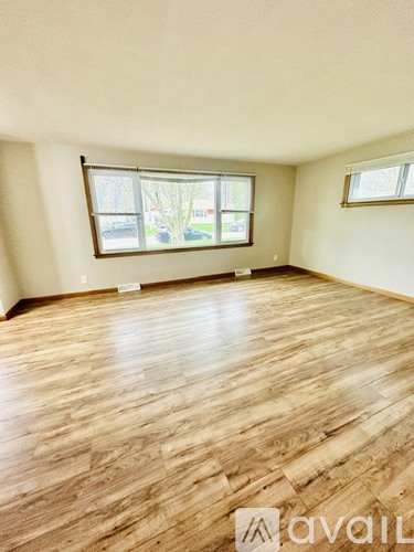 636 E Wilson Ave 3 Beds Single Family Home for Rent - Photo gallery 4