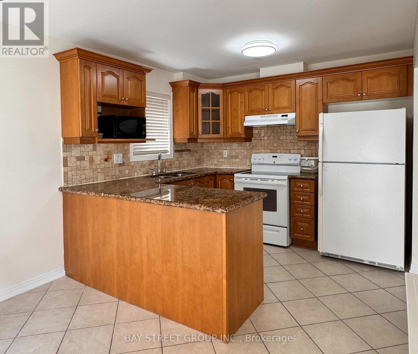 110 WILLIAM BOOTH AVENUE 3 Beds House for Rent - Photo gallery 5