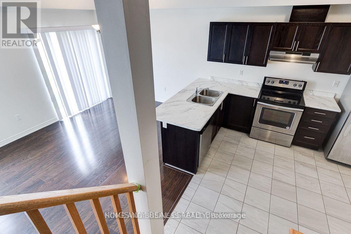 86 BRADBURY ROAD 3 Beds Home, Townhouse for Rent - Photo gallery 5
