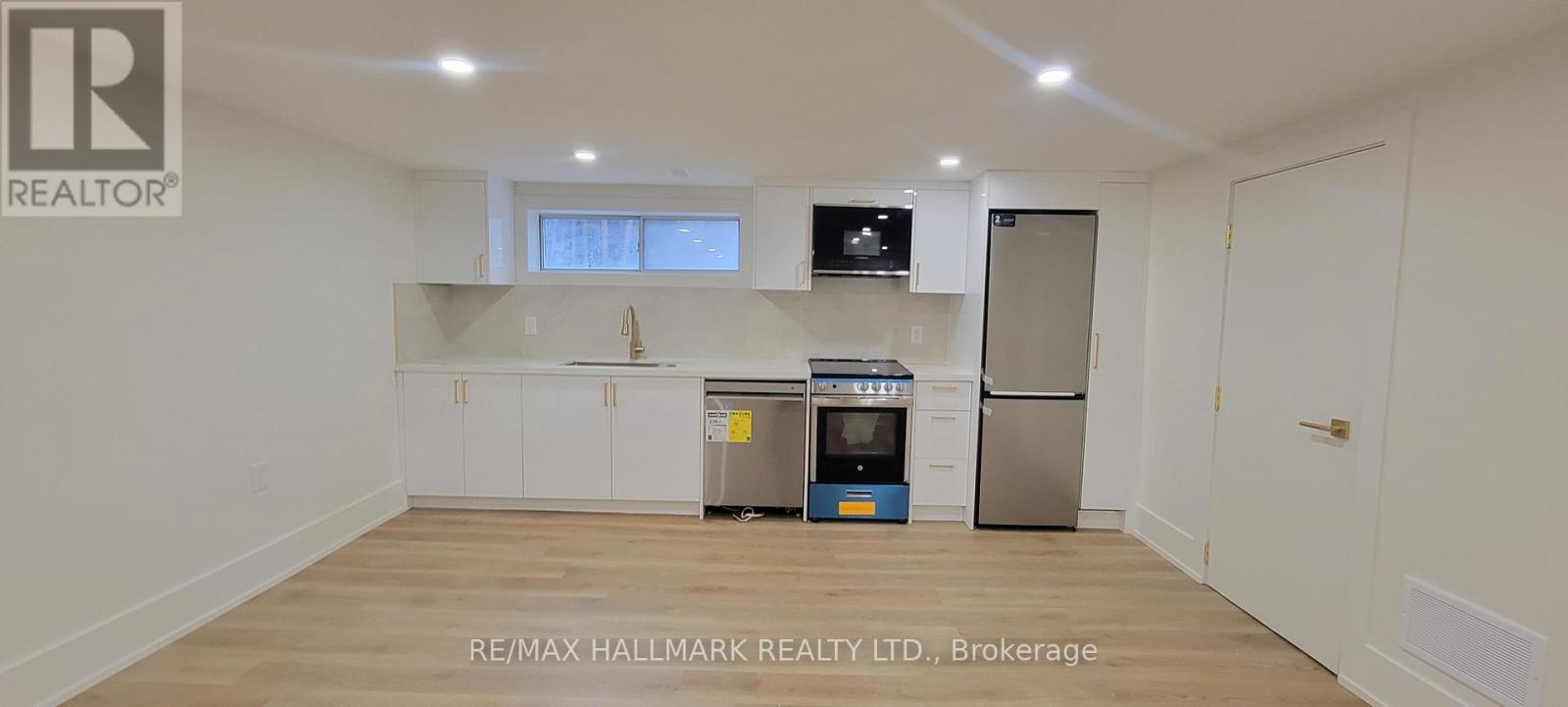 BASEMENT 2 - 11 JOHNSON ROAD 2 Beds House for Rent - Photo gallery 3