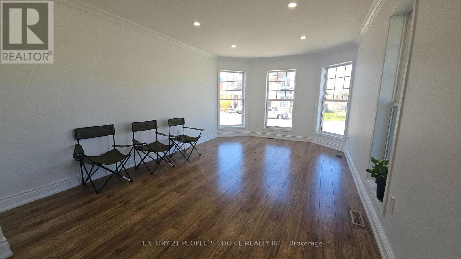 918 MCNAIR CIRCLE 4 Beds House for Rent - Photo gallery 4