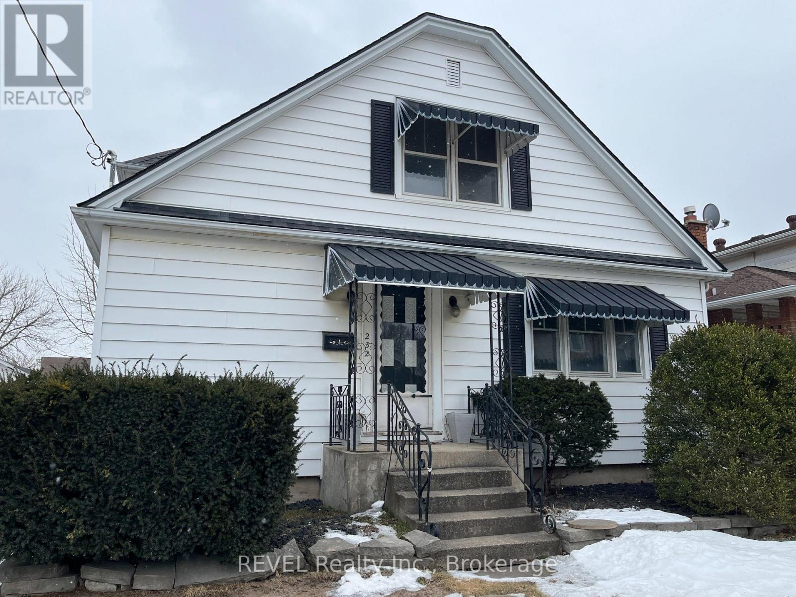 232 VINE STREET 2 Beds Home, Multifamily, Duplex for Rent - Photo gallery 1