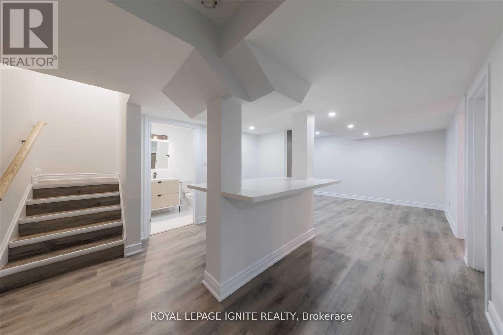BSMT - 234 CROMBIE STREET 2 Beds House for Rent - Photo gallery 3