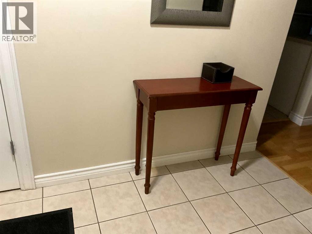 109B, 5101 18 Street 2 Beds House for Rent - Photo gallery 2