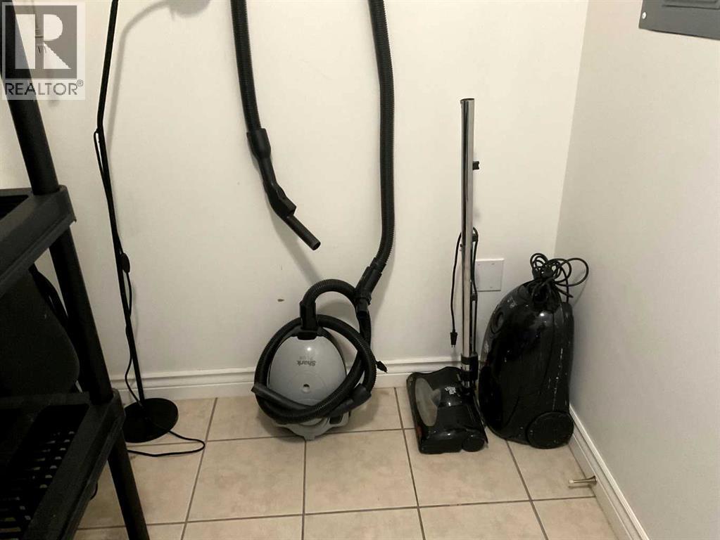 109B, 5101 18 Street 2 Beds House for Rent - Photo gallery 5