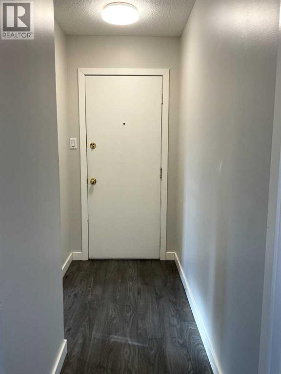 2, 4728 47 Street 2 Beds House for Rent - Photo gallery 3