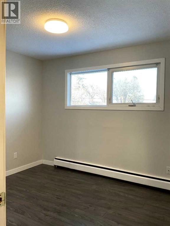 2, 4728 47 Street 2 Beds House for Rent - Photo gallery 5