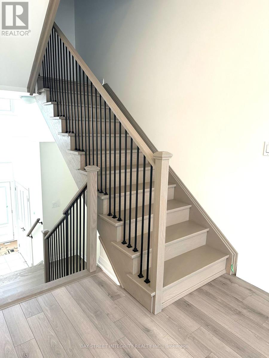 82 MILLMAN LANE 4 Beds Home, Townhouse for Rent - Photo gallery 3
