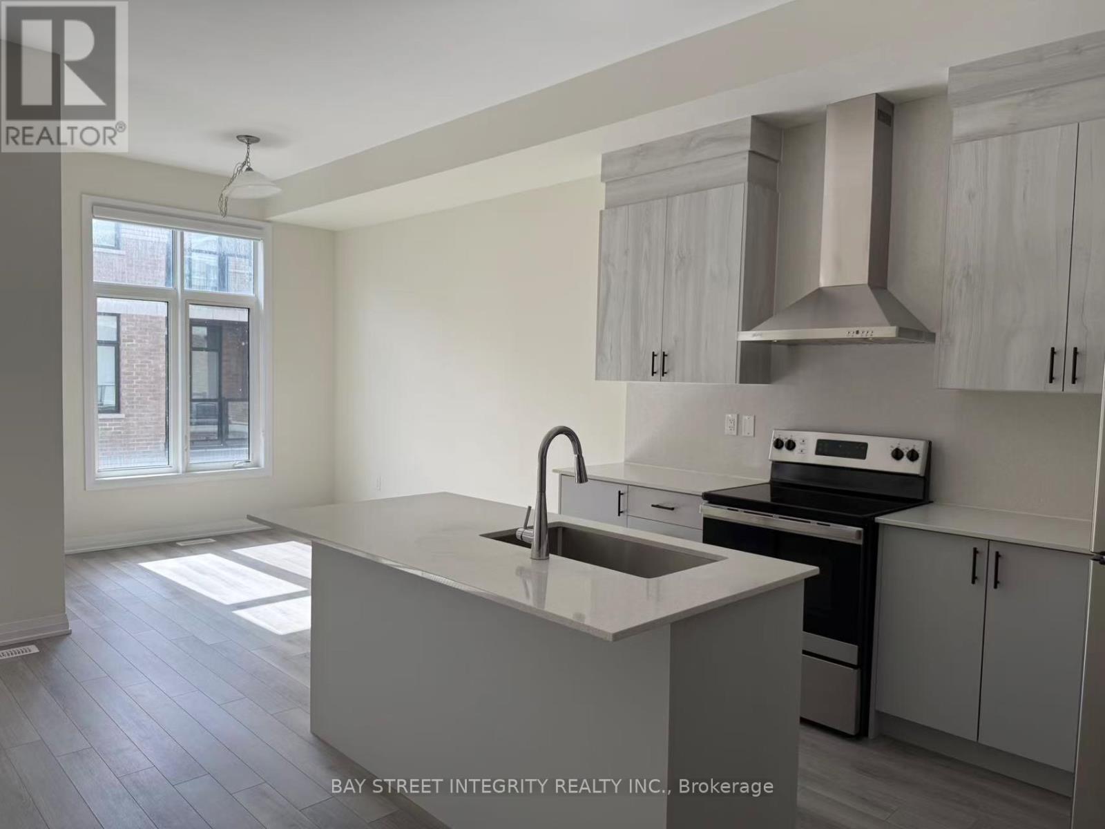 82 MILLMAN LANE 4 Beds Home, Townhouse for Rent - Photo gallery 4
