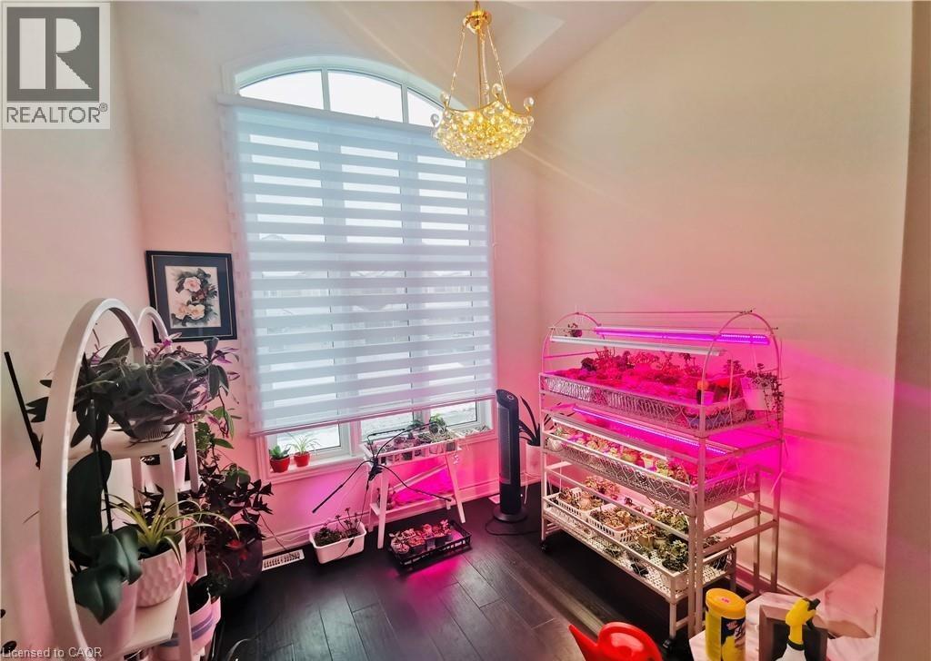 55 MORRISON Drive 4 Beds House for Rent - Photo gallery 2