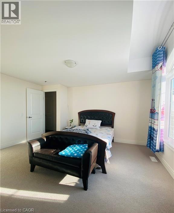 55 MORRISON Drive 4 Beds House for Rent - Photo gallery 4