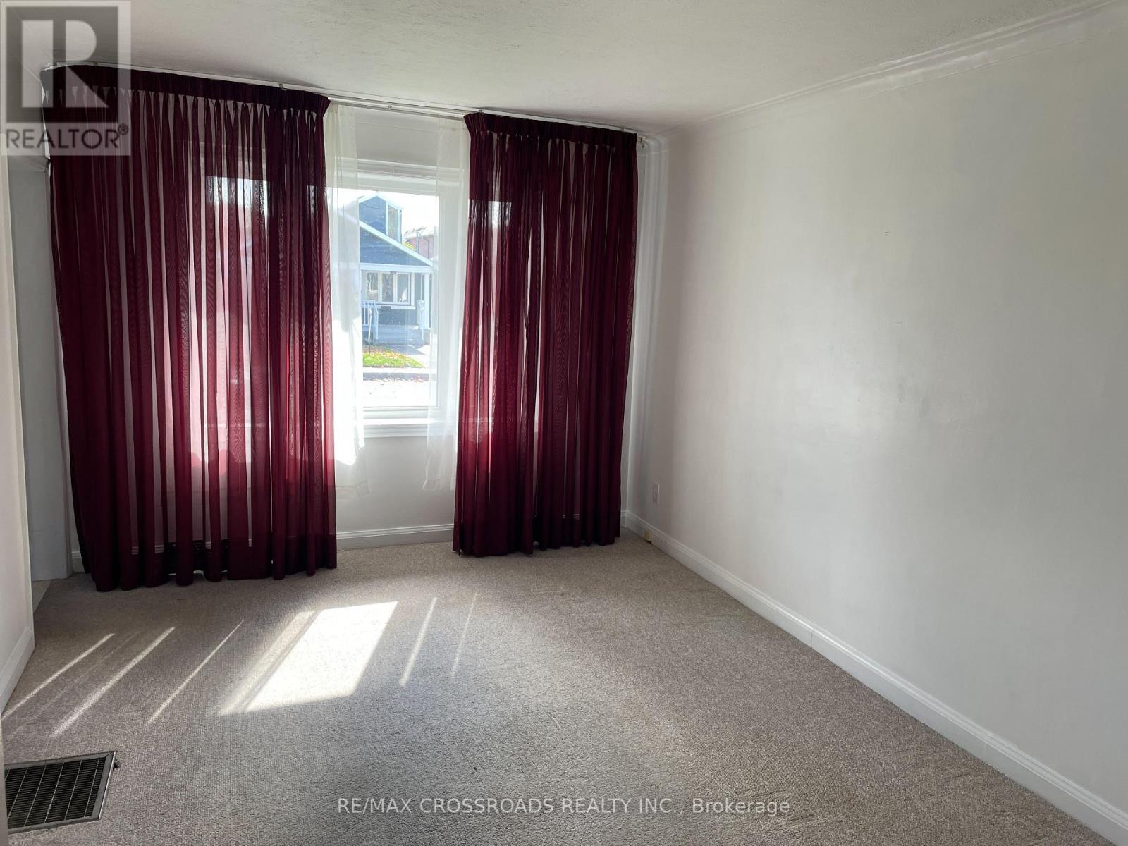 64 GALBRAITH AVENUE 5 Beds House for Rent - Photo gallery 4