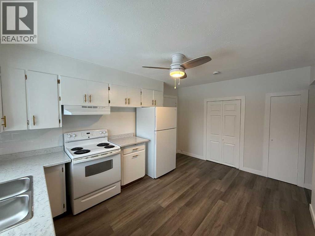 1, 5416 46 Street 2 Beds House for Rent - Photo gallery 2
