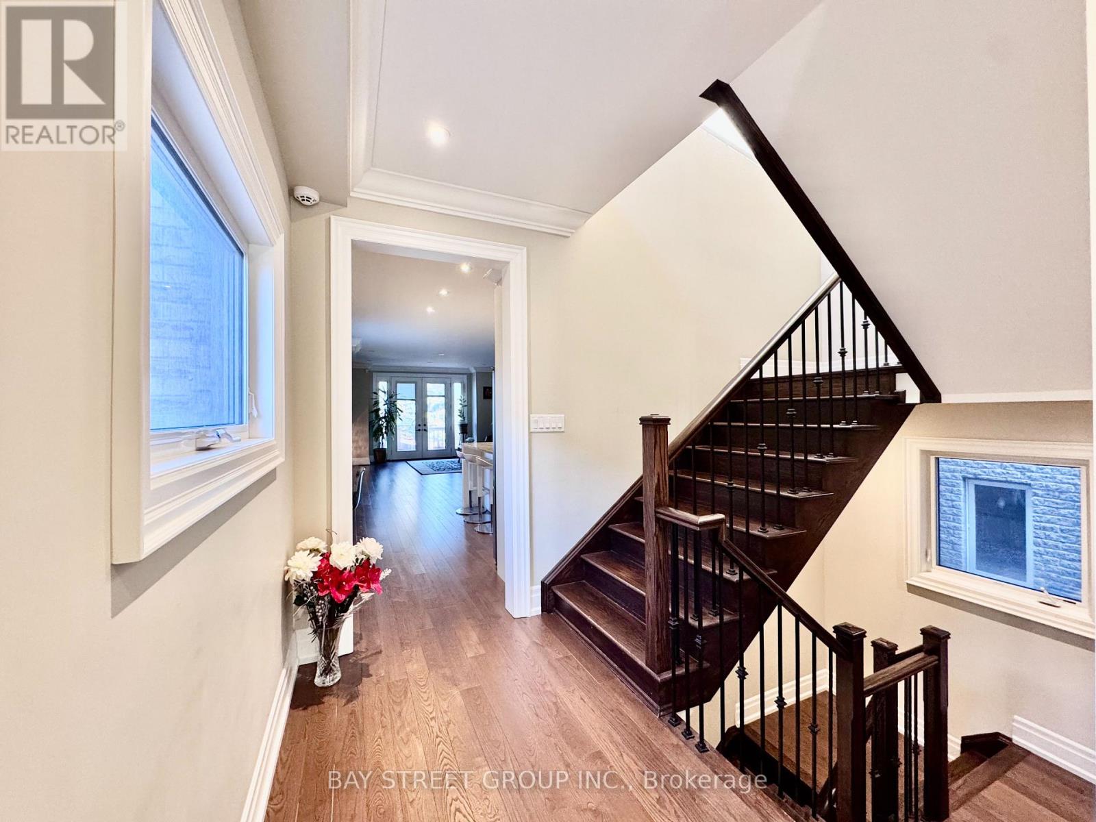 1033 SHAW DRIVE 4 Beds House for Rent - Photo gallery 4