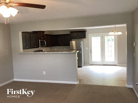 126 Kash Ct 4 Beds Apartment for Rent
