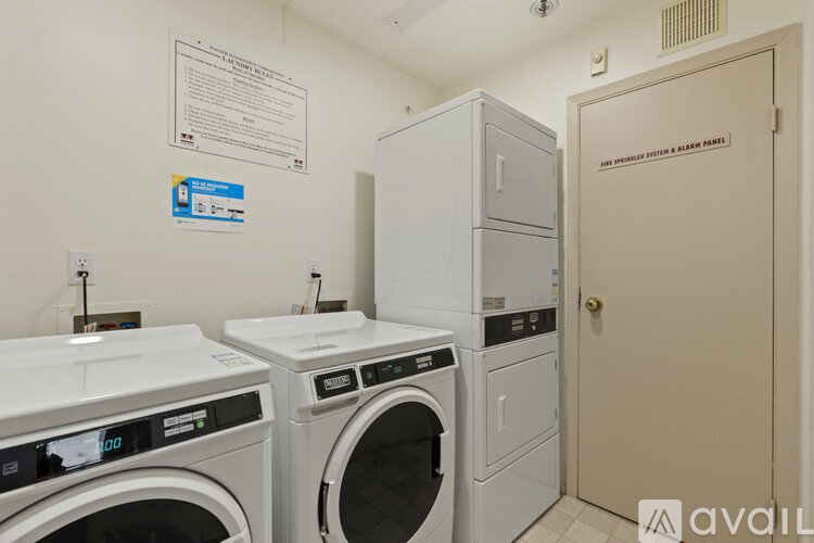 2010 South Main Street 1 Apartment for Rent - Photo gallery 5