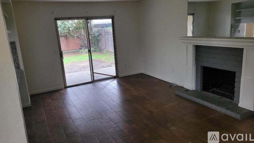 9017 Don Avenue 4 Beds Single Family Home for Rent - Photo gallery 3