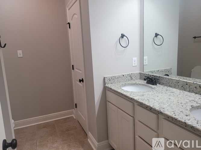 210 Caillou Grove Road 4 Beds Single Family Home for Rent - Photo gallery 4