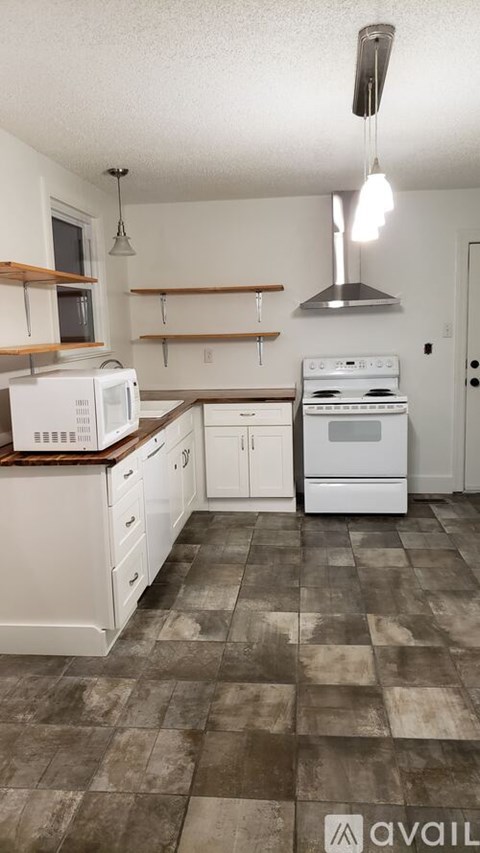 1507 Spence Court 2 Beds Apartment for Rent