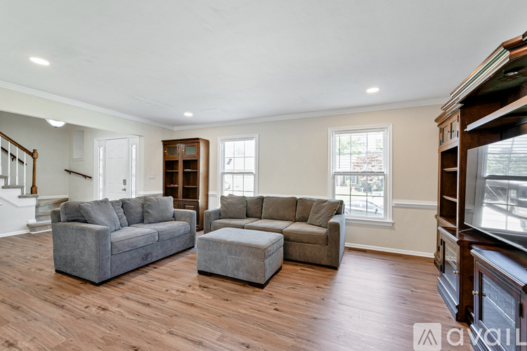 1017 Windswept Circle 4 Beds Single Family Home for Rent - Photo gallery 5