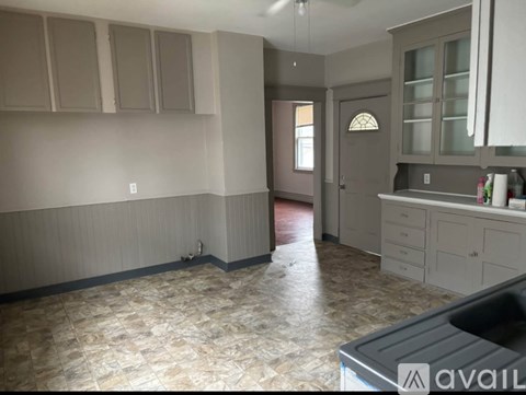 1202 Walden Avenue 3 Beds Apartment for Rent