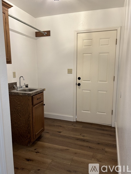 418 South Water Street 3 Beds Single Family Home for Rent - Photo gallery 5