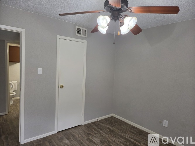1500 Bay Area Boulevard 2 Beds Condo for Rent - Photo gallery 5